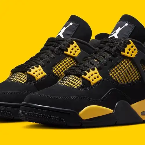 Sepatu air jordan 4 online