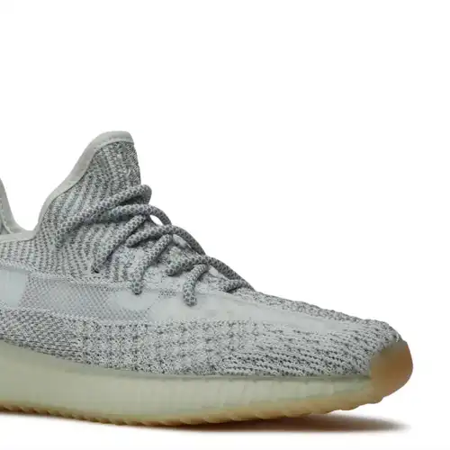 Sepatu Yeezy Restock Lagi di 2023 Cek Daftar Sepatunya