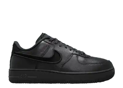 Nike air force 1 flyleather triple black best sale