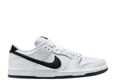 Beli Nike SB Dunk Low Tightbooth | Kick Avenue