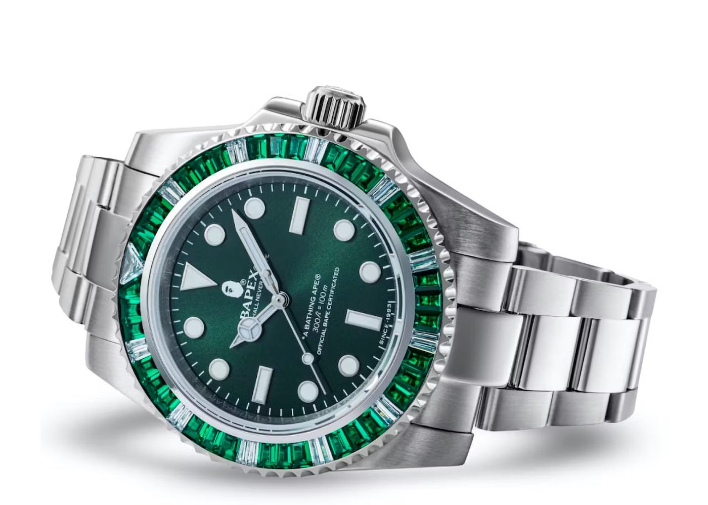 Beli BAPE Type 1 Bapex Crystal Stone Watch Silver/Green | Kick Avenue