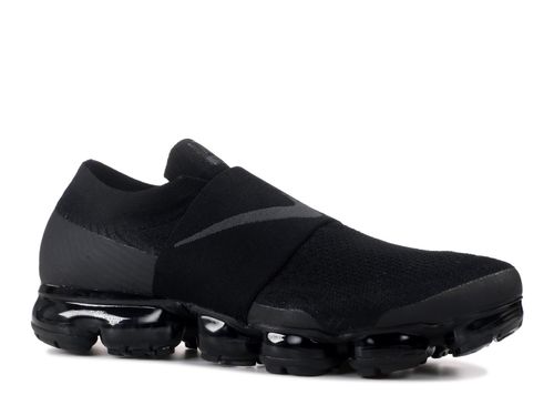 all black vapormax moc