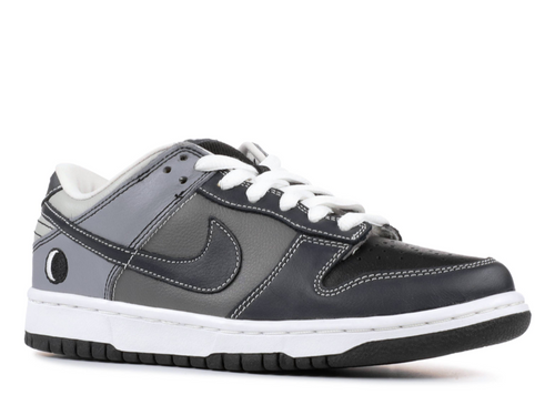 nike sb dunk lunar eclipse